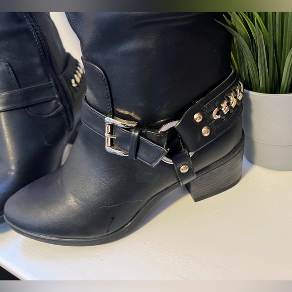 Faux leather fashion boots size 8.5 - Picture 7 of 10